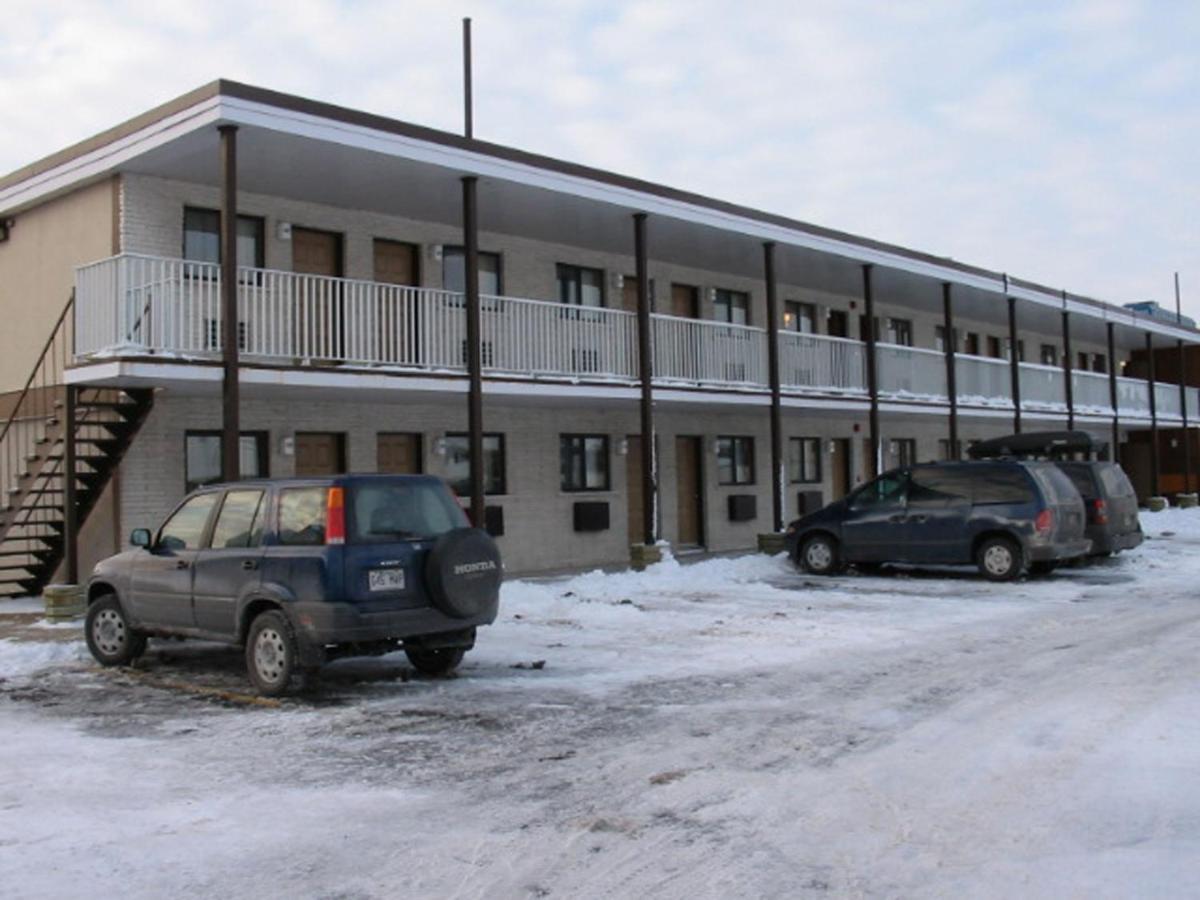 Auberge Harris 圣让上黎塞留 外观 照片