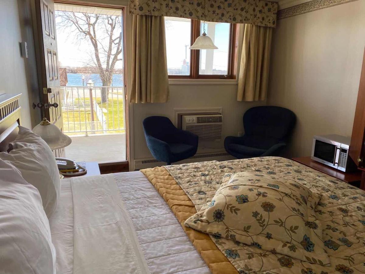 Auberge Harris 圣让上黎塞留 外观 照片
